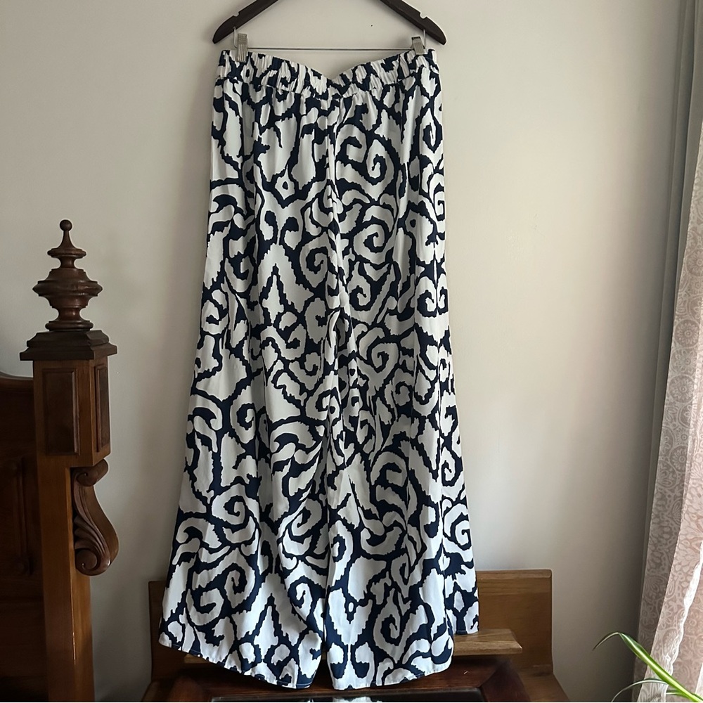 Soft Surroundings Navy and White Wide Leg Pants - Picture 4 of 7